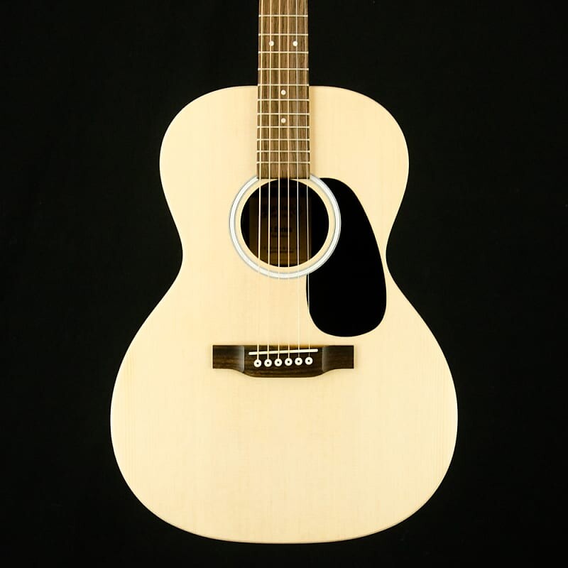 

Акустическая гитара Martin 00L-X2E Guitarr, Spruce & HPL, Deluxe Carry Bag