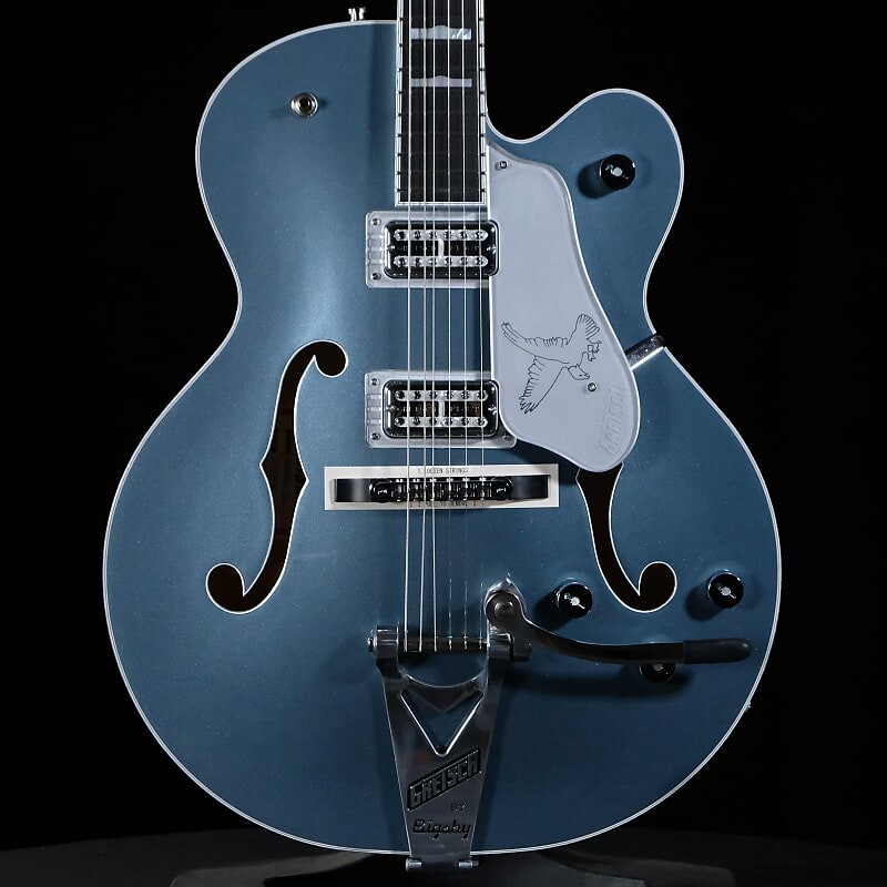 

Электрогитара Gretsch Limited Edition G6136T-140 PRO 140th Double Platinum Falcon Electric Guitar - Two-Tone Stone Platinum/Pure Platinum