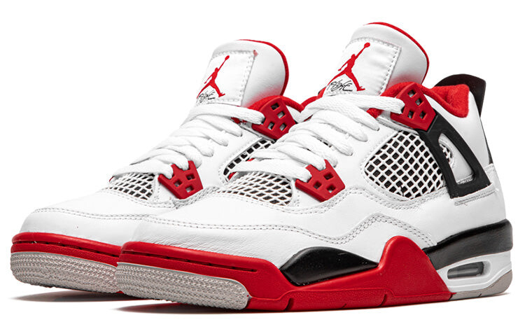 

Кроссовки Air Jordan 4
