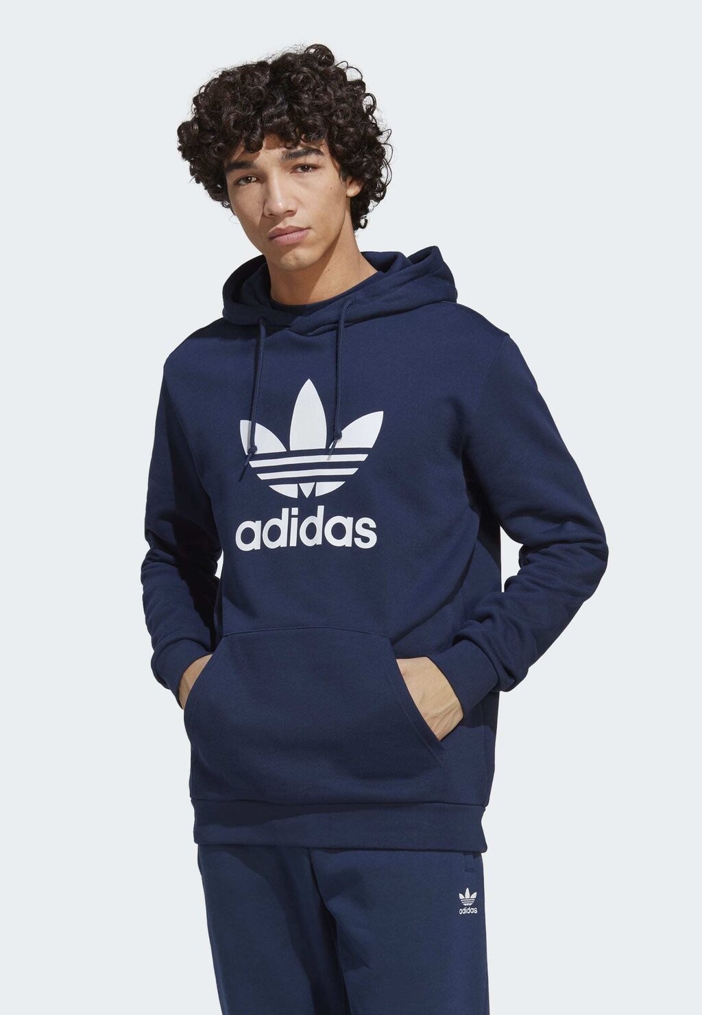

Худи adidas Originals