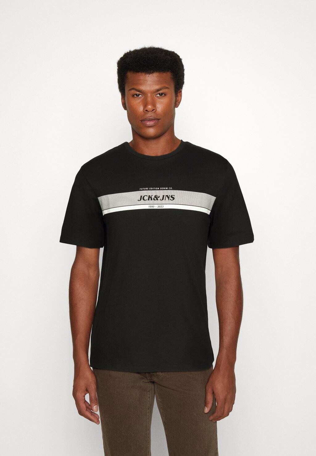 

Футболка с принтом JJALEX TEE CREW NECK Jack & Jones, черный