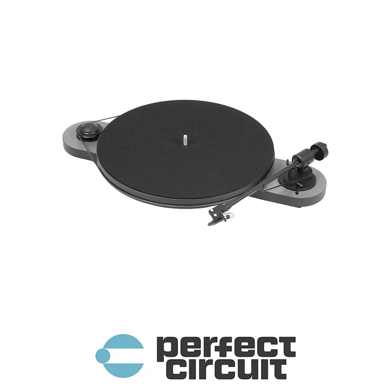 

Проигрыватель Pro-Ject Elemental Turntable (Silver + Black)