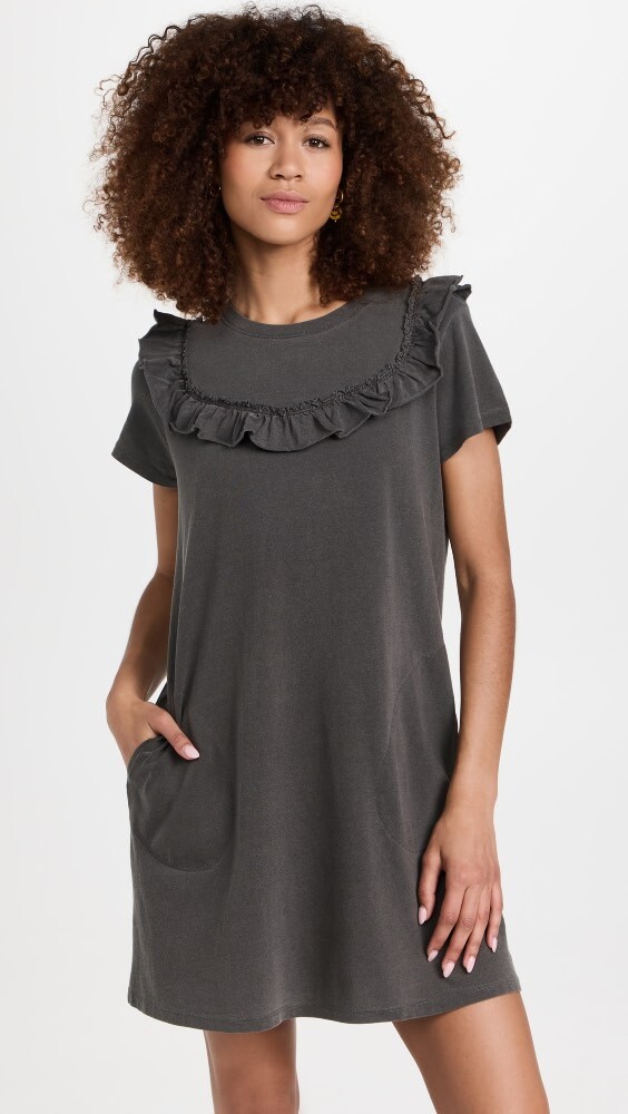 

Платье Clare V. Charlotte Ruffle T-Shirt
