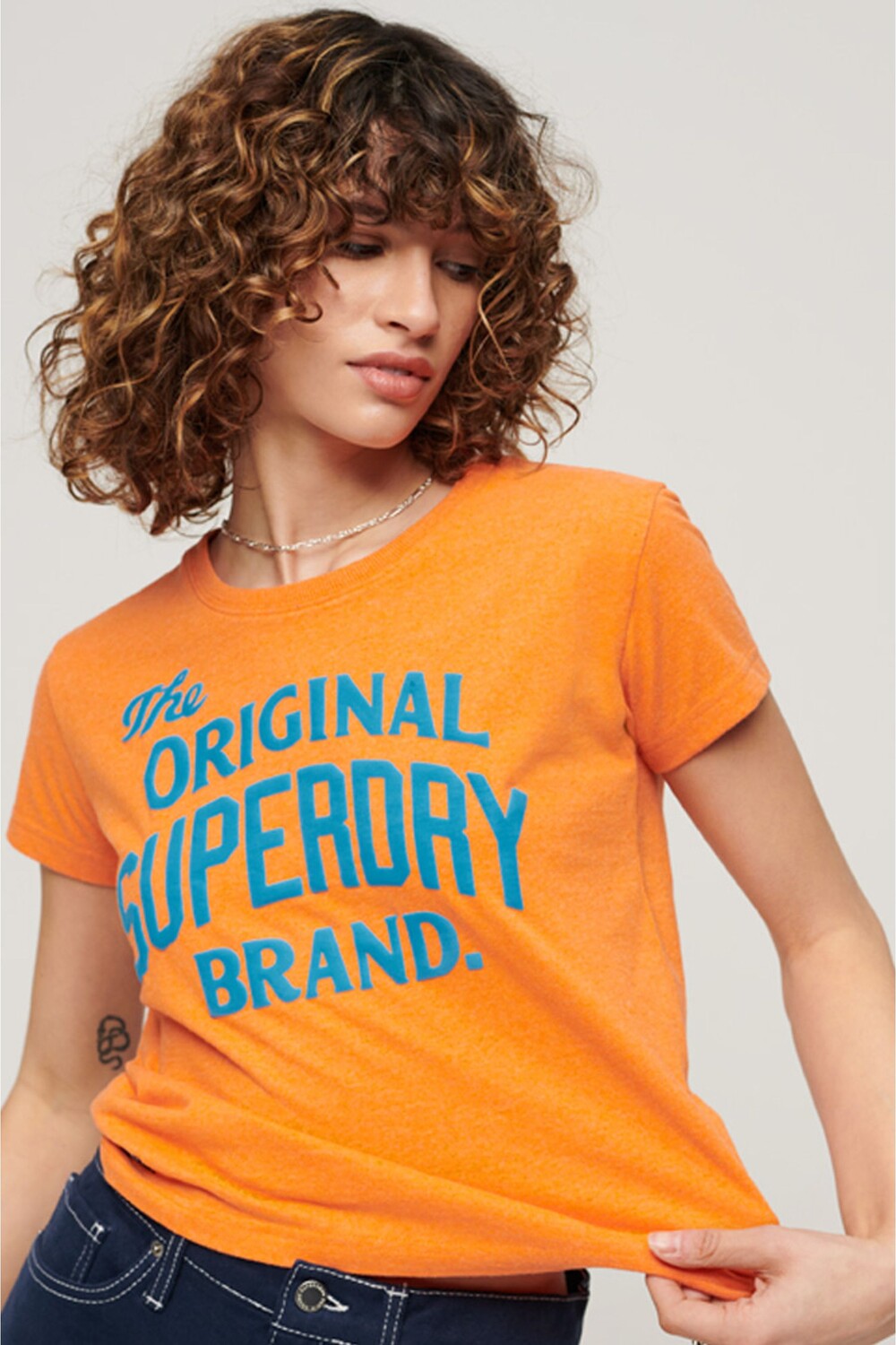 

Архивная футболка с неоновой графикой Superdry, оранжевый