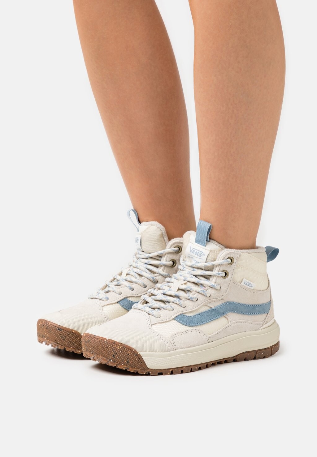 

Высокие кроссовки Vans, молочный