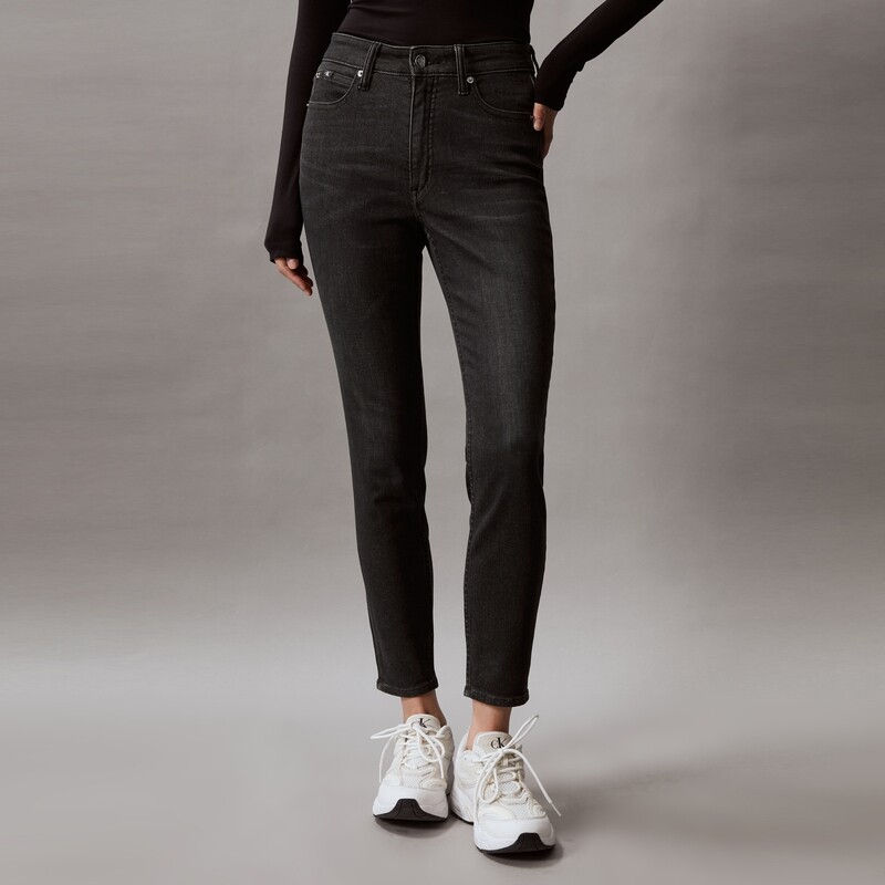 

Джинсы шелковые женские Calvin Klein Jeans с высокой талией, черный