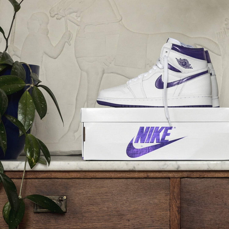 

Кроссовки nike wmns air 1 high og *court purple* Jordan, белый