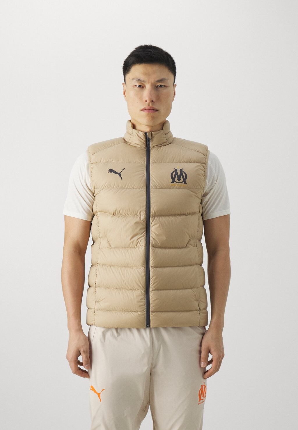 

Жилет OLYMPIQUE DE MARSAILLE CASUALS VEST Puma, цвет sand dune/granola