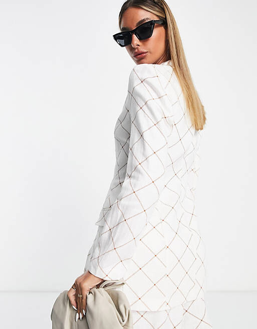 

Кремовый льняной костюмный пиджак в клетку ASOS DESIGN