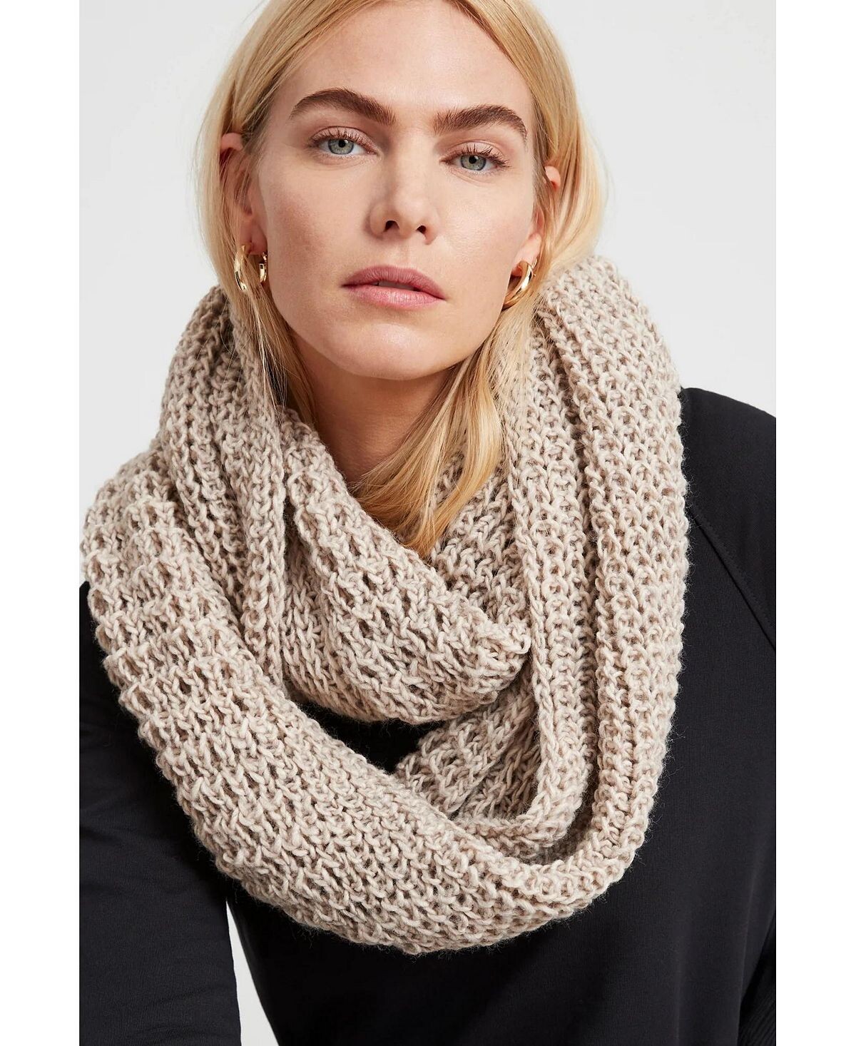 

Женский шарф London Infinity Marcella