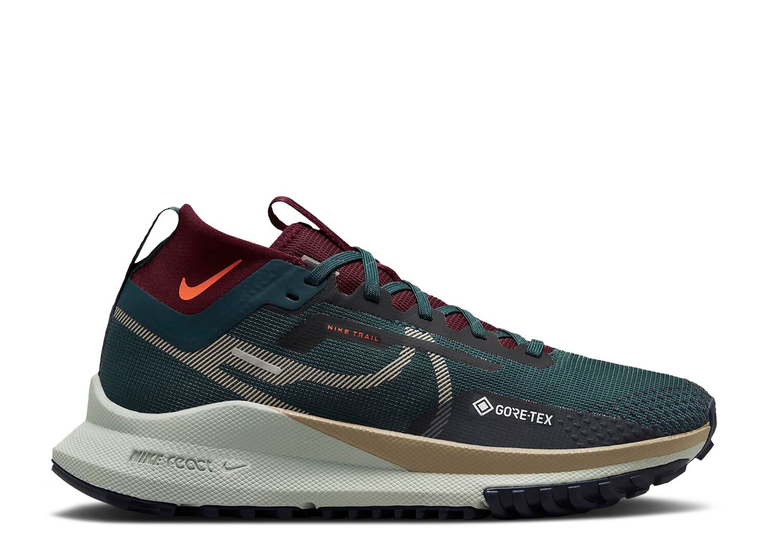 кроссовки wmns nike pegasus trail 4 trail running shoes green ashen slate night maroon цвет deep jungle khaki ashen slate night maroon Кроссовки Nike Wmns React Pegasus Trail 4 Gore-Tex 'Deep Jungle Night Maroon', зеленый