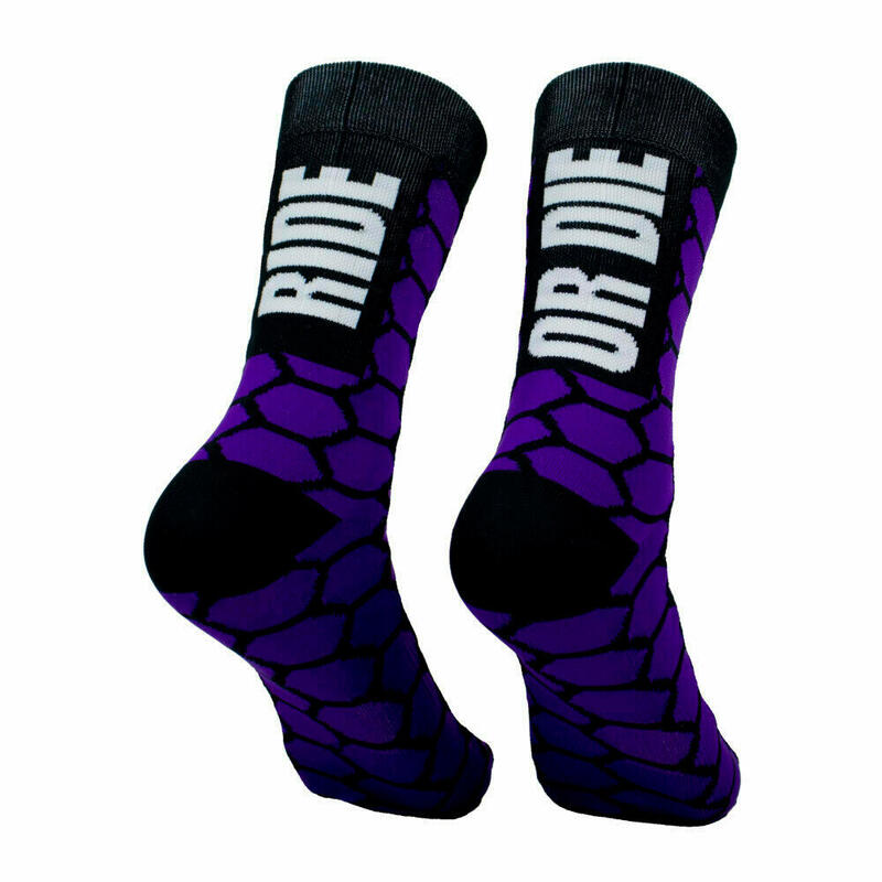 Спортивные носки для велоспорта унисекс Crazy Dog RIDE OR DIE, фиолетовые Perro Loco, цвет purpura