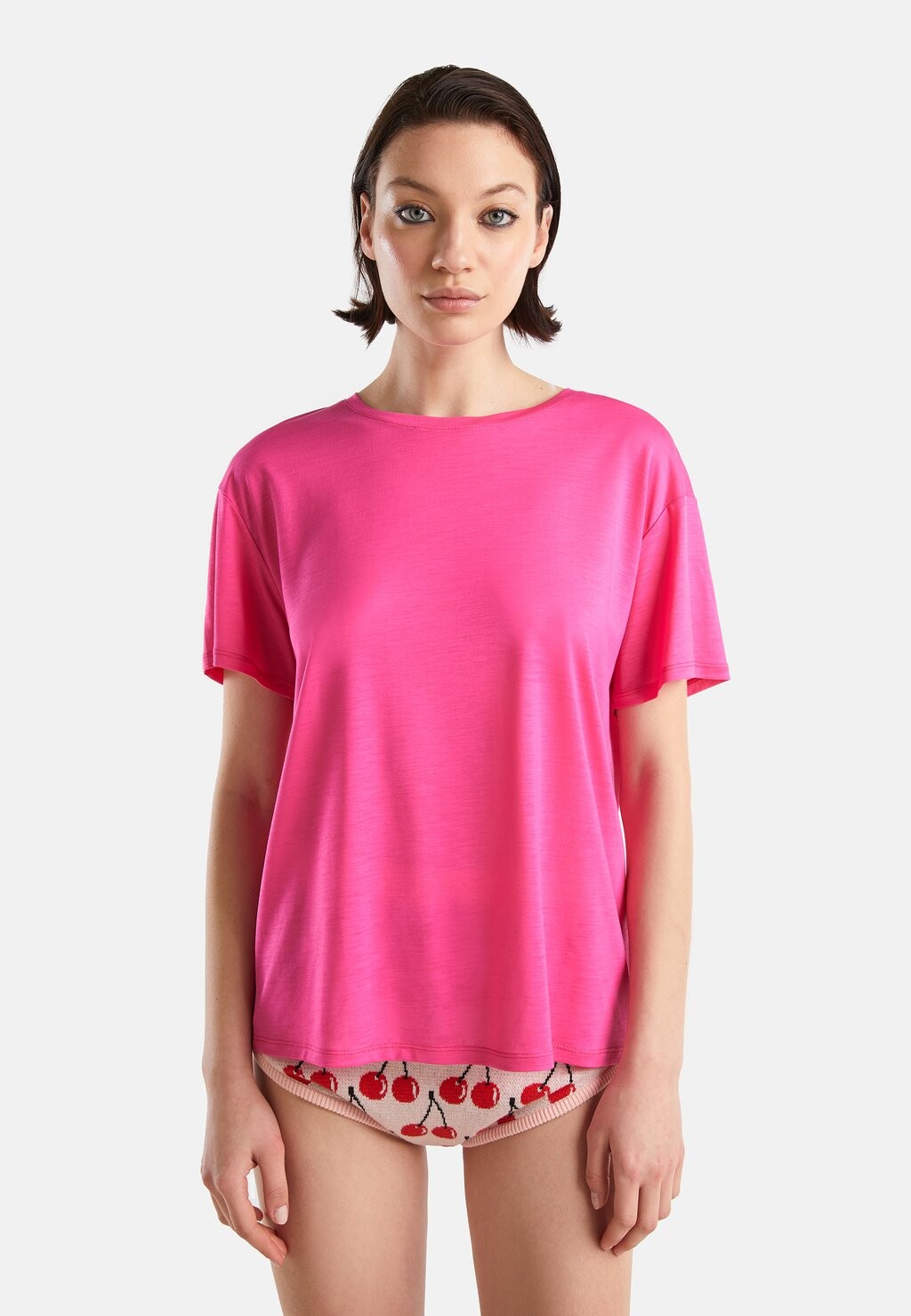 

Базовая футболка United Colors of Benetton