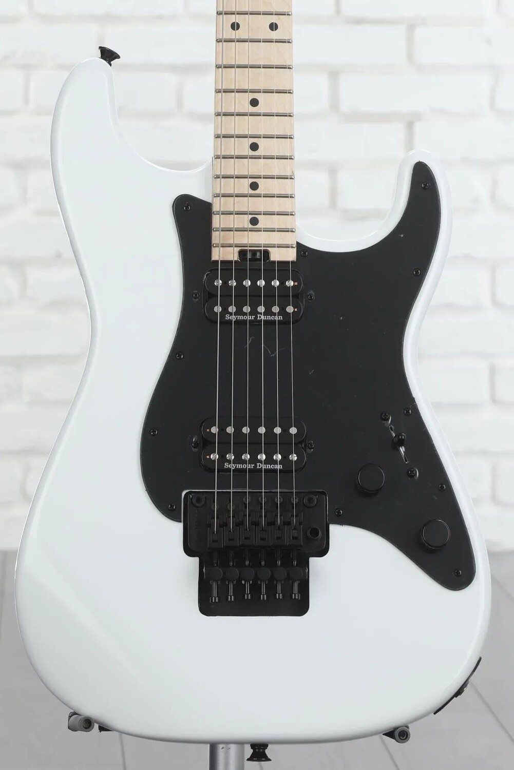 

Charvel Pro-Mod So-Cal Style 1 HH Floyd Rose — Белоснежка