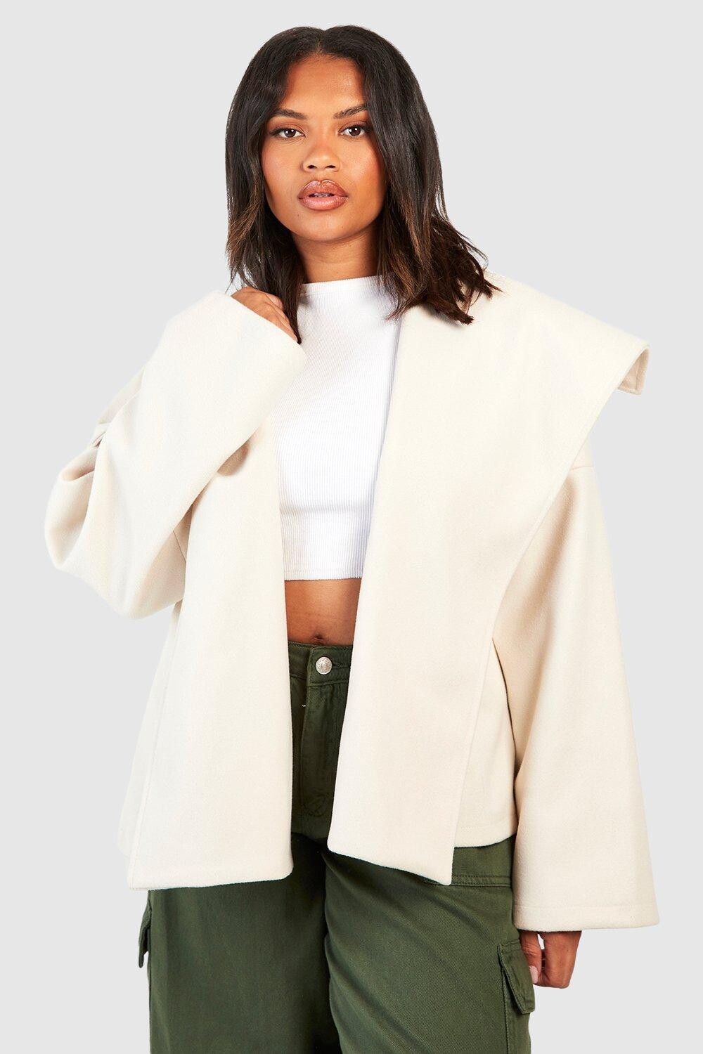 

Короткое пальто Plus с шерстяным эффектом водопада boohoo, белый