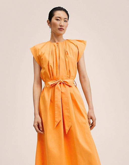 Оранжевое платье миди со сборками и завязкой на талии Mango