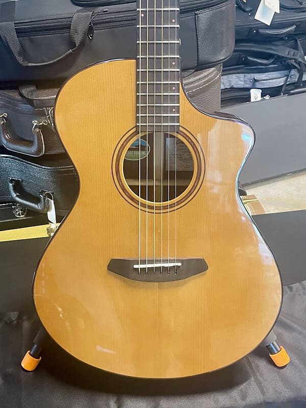 

Акустическая гитара Breedlove Performer Pro Concert CE Rosewood - Aged Toner