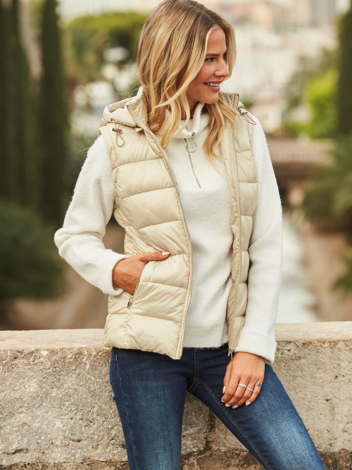 

Жилет Sosandar с капюшоном, Камень