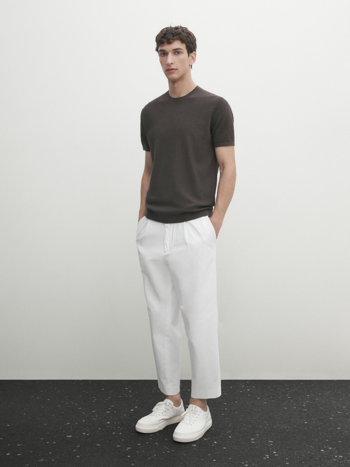 

Трикотажный свитер с короткими рукавами Massimo Dutti, угольный