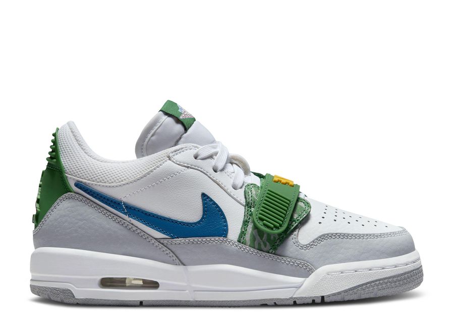 

Кроссовки Air Jordan Jordan Legacy 312 Low Gs 'White Pine Industrial Blue', белый