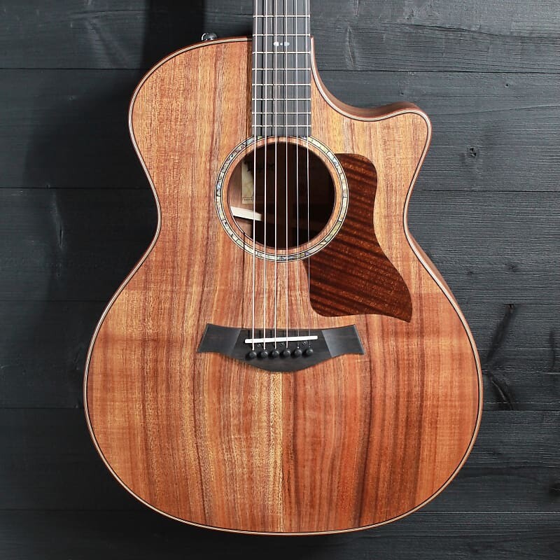 

Акустическая гитара Taylor 724ce 1-11/16" Nut All Solid Koa - V-Class Bracing