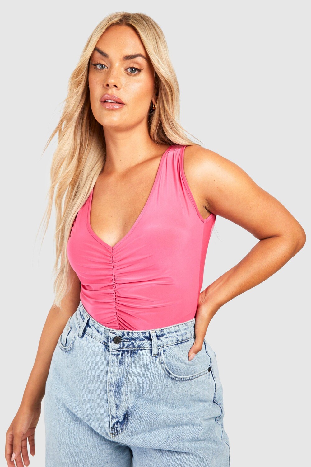 

Боди plus с погруженным передним и со сборками Boohoo, розовый