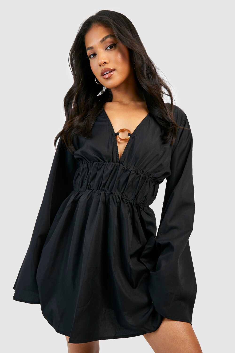 

Мини-платье из льняного платья с деталями кольцами Boohoo, черный