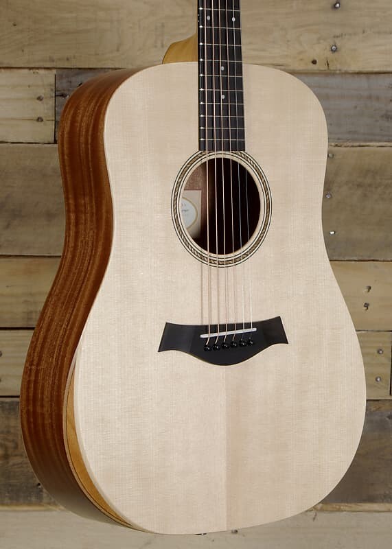 

Акустическая гитара Taylor Academy 10 Acoustic Guitar Natural w/ Gigbag