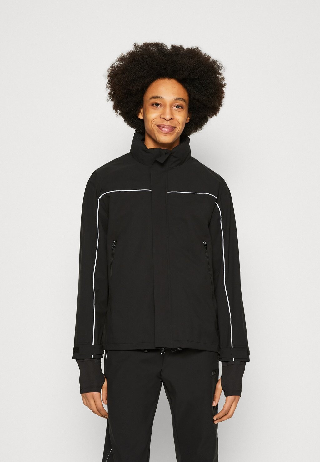 

Ветровка Unisex The Tracksuit Club, черная