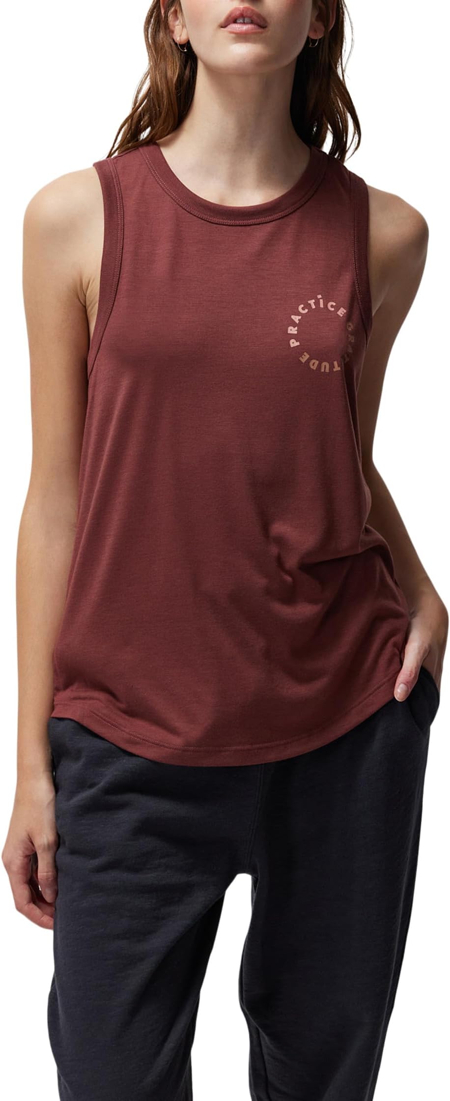 

Топ Practice Gratitude Namaste Dry Tank Spiritual Gangster, цвет Washed Burgundy