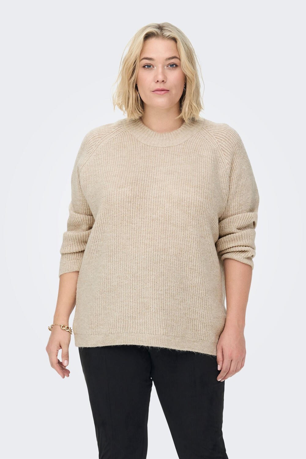 

Мягкий свитер с круглым вырезом и вязаным узором Only Curve, бежевый