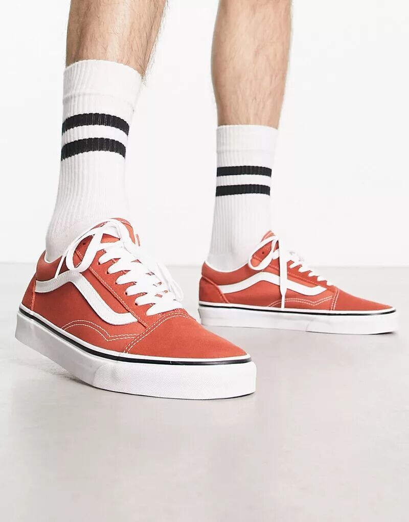 

Красные кроссовки Vans Old Skool