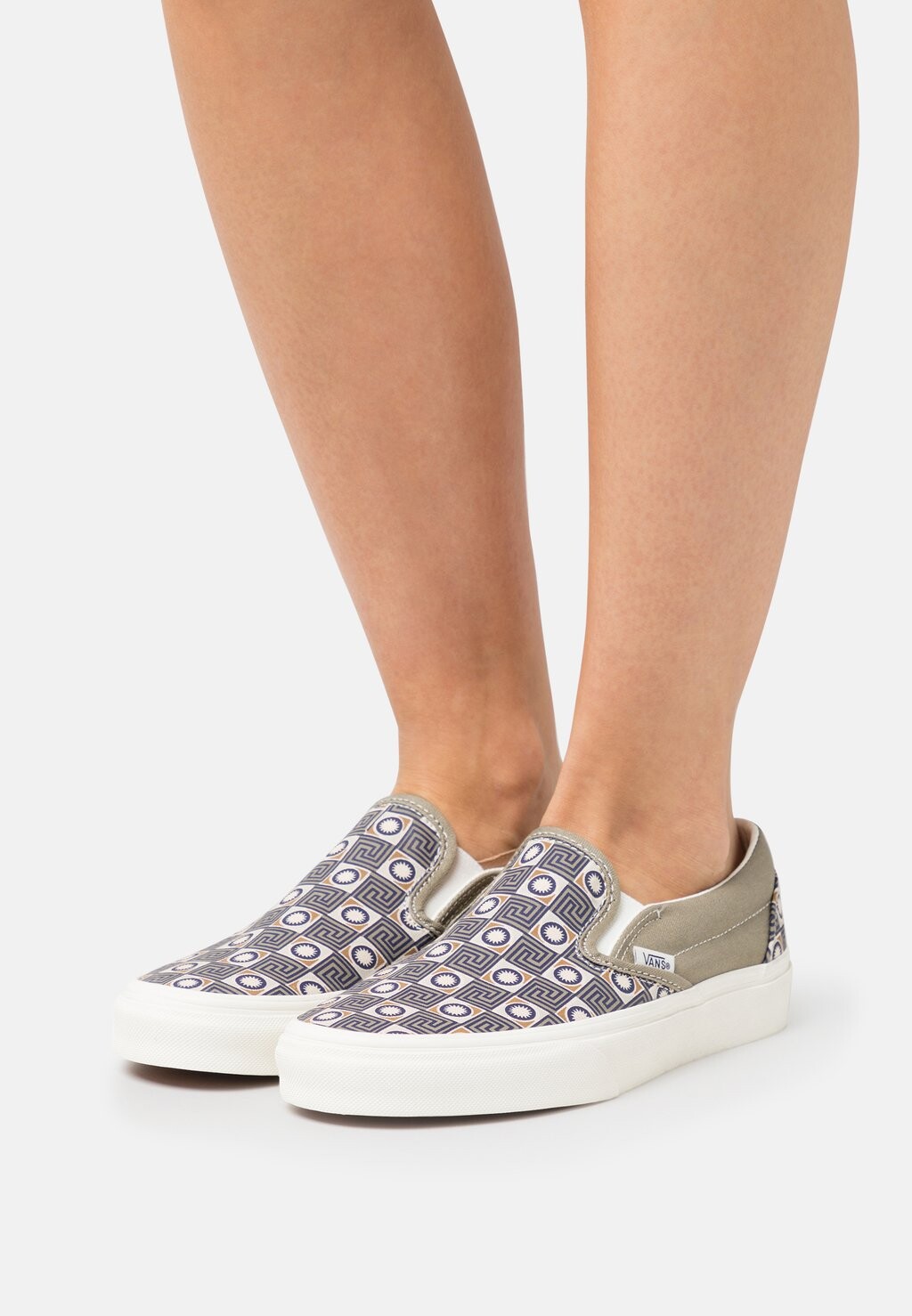 

Кроссовки Vans Classic Slip On Unisex, geo trek оливковый, Зеленый