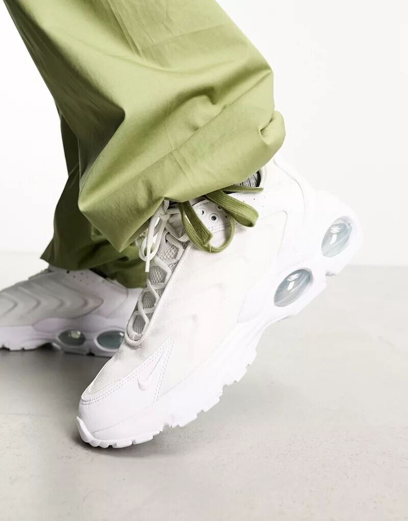 

Тройные белые кроссовки Nike Air Max TW, Зеленый