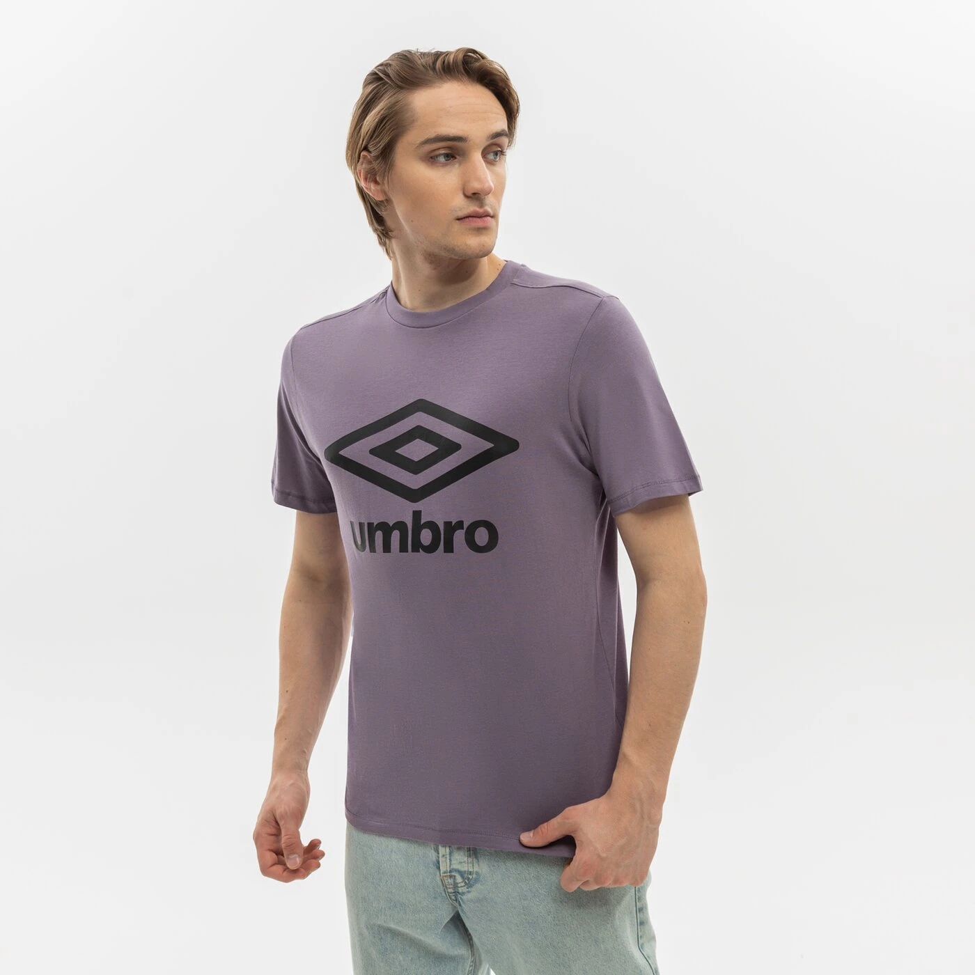 Футболка Umbro с большим логотипом, фиолетовый