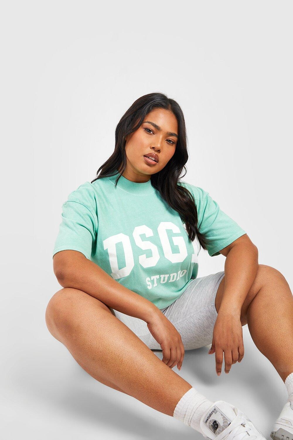 

Объёмная футболка plus dsgn Boohoo, шалфей