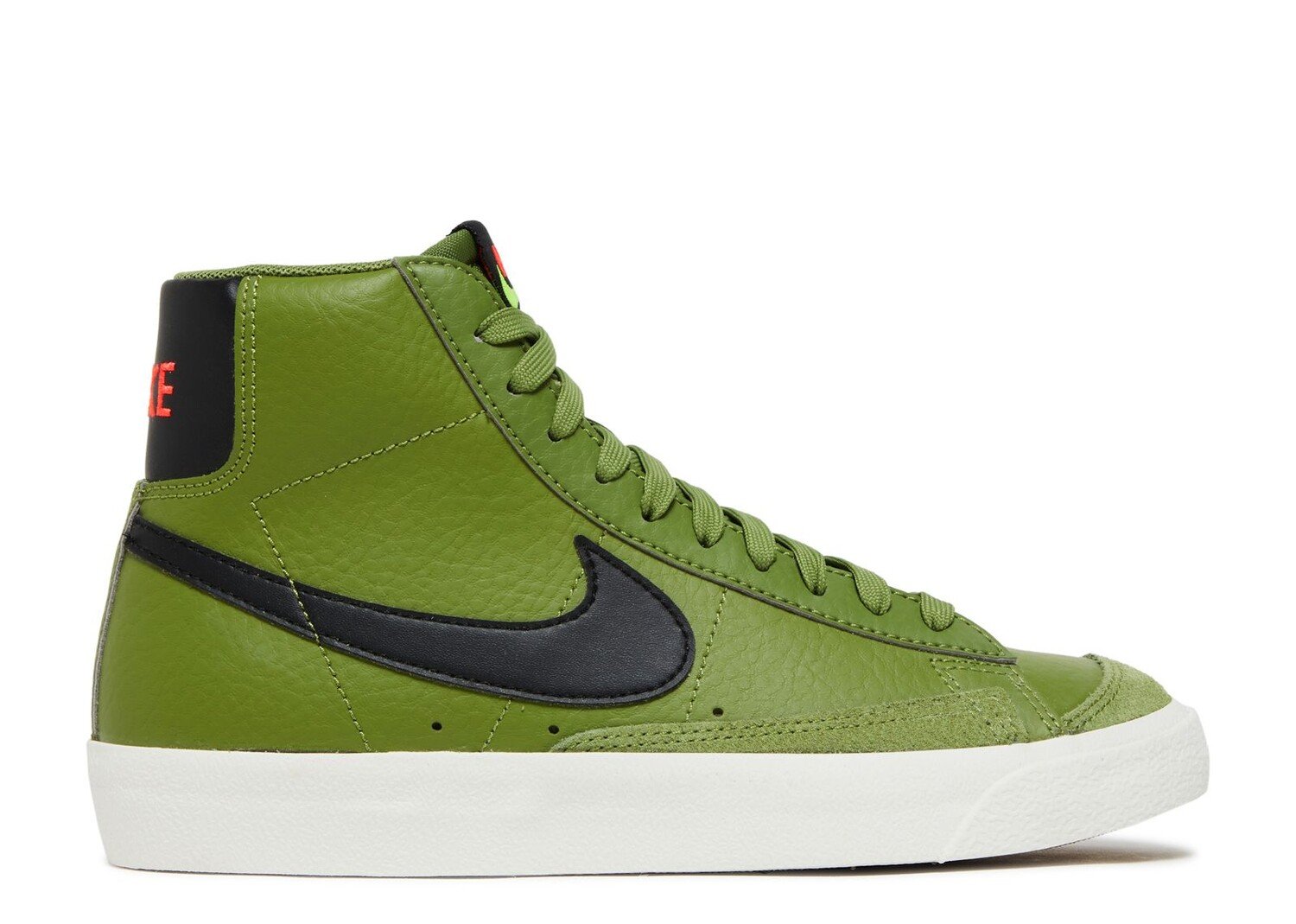 

Кроссовки Nike Blazer Mid '77 Gs 'Asparagus', зеленый