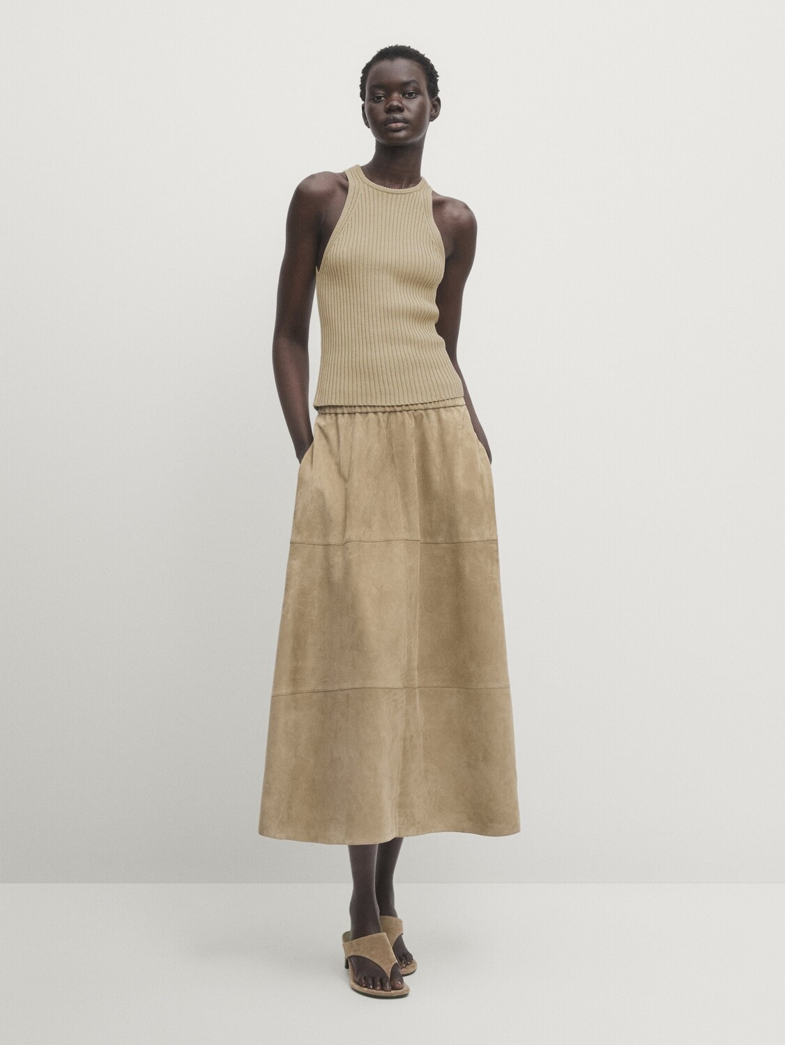

Топ в рубчик с бретельками на шее Massimo Dutti, бежевый