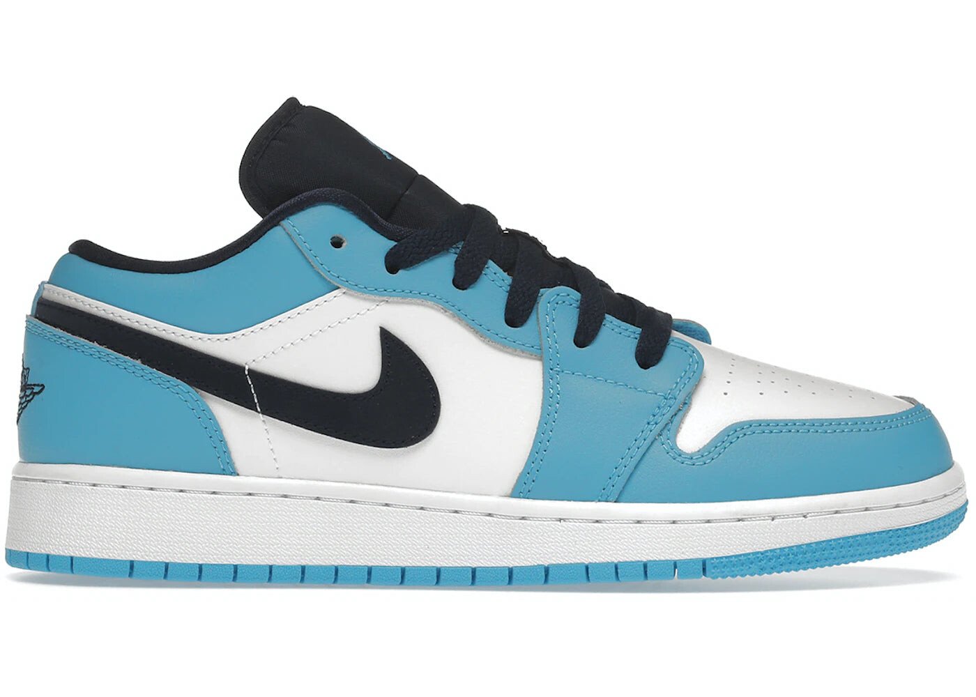 

Кроссовки Jordan 1 Low UNC 2021