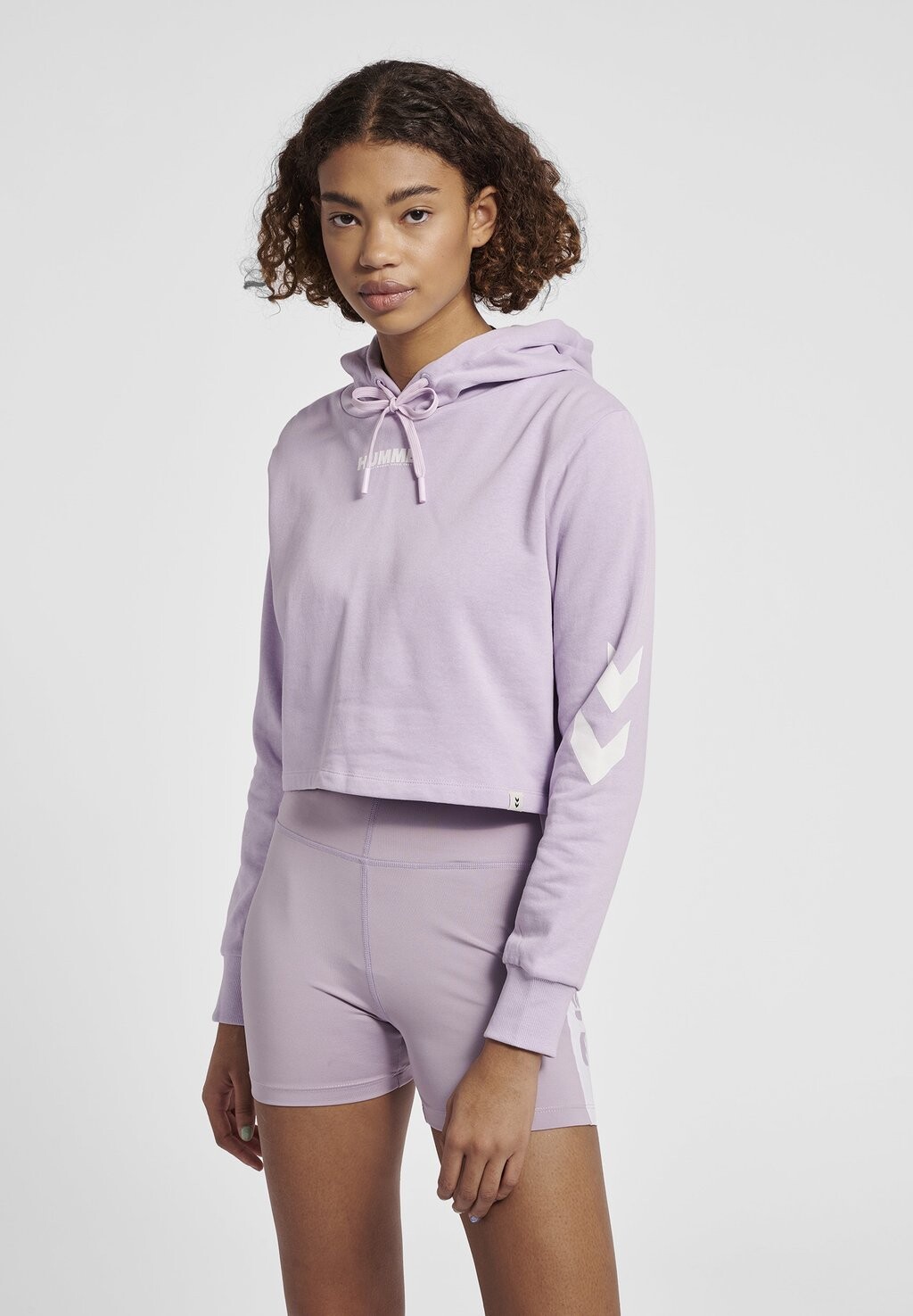 

Худи Hummel
