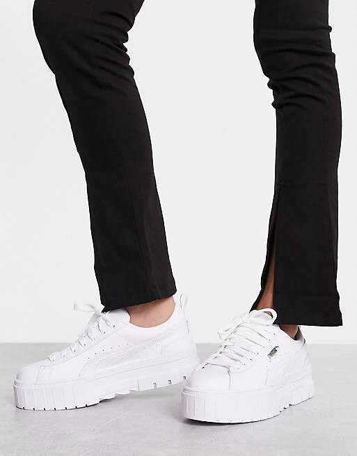 

Белые массивные кроссовки Puma Mayze