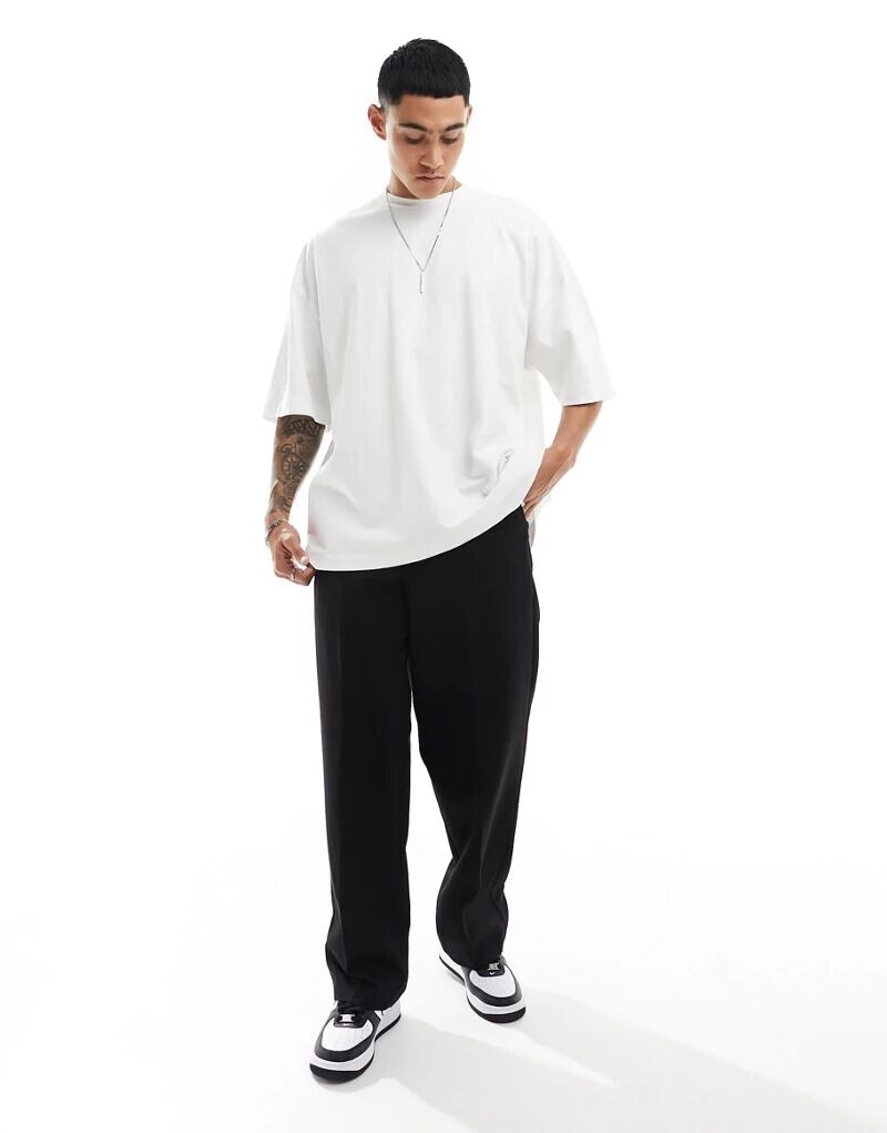 

Белая супертяжелая футболка oversize ASOS