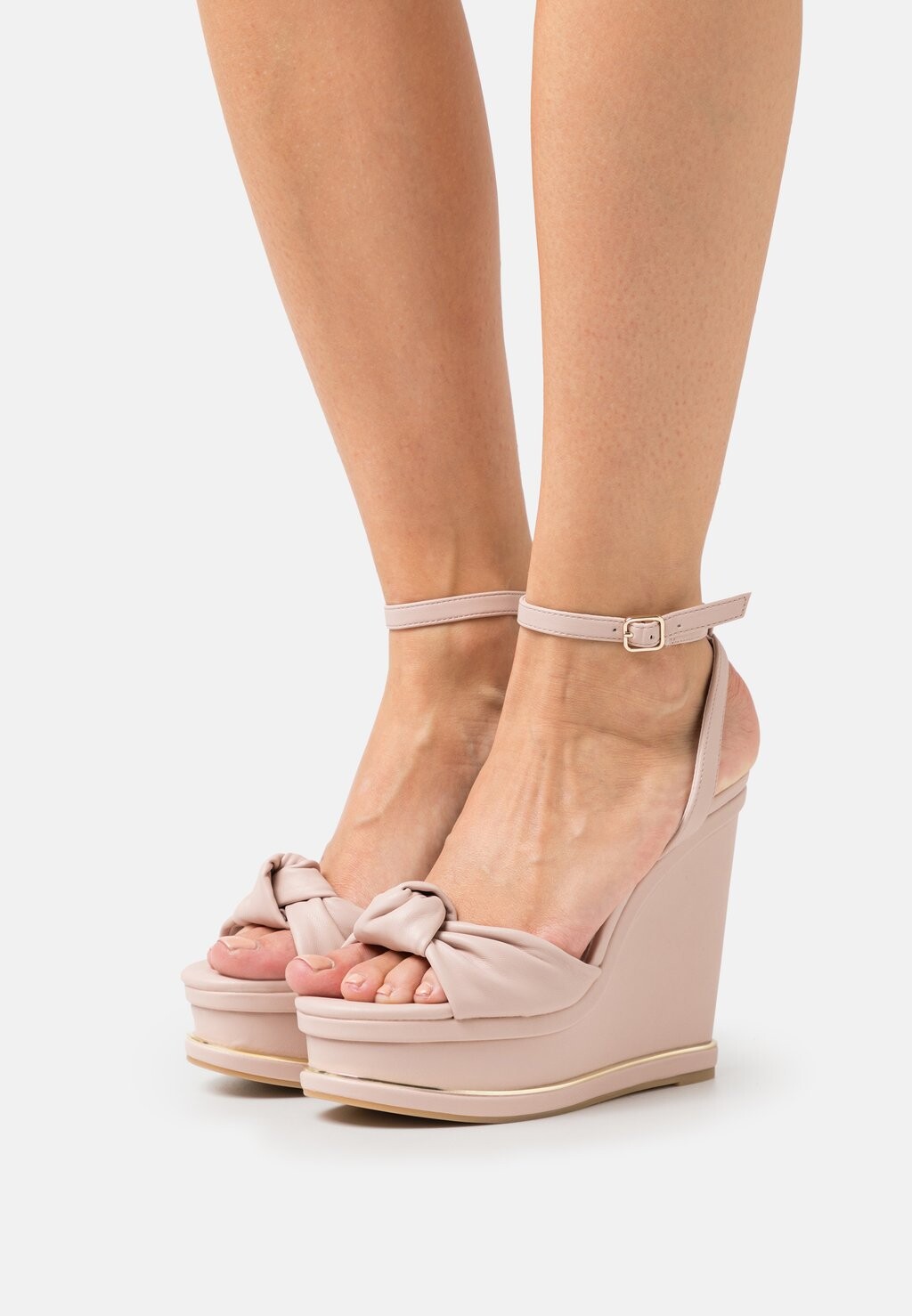 

Босоножки на каблуке ALDO