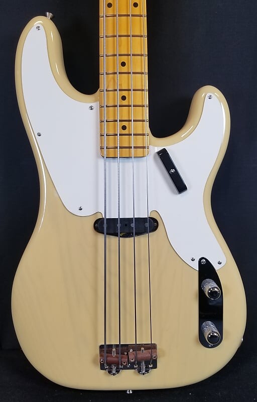 

Басс гитара Fender American Vintage II 1954 Precision Bass, Ash Body, Maple FB, Vintage Blonde 2023