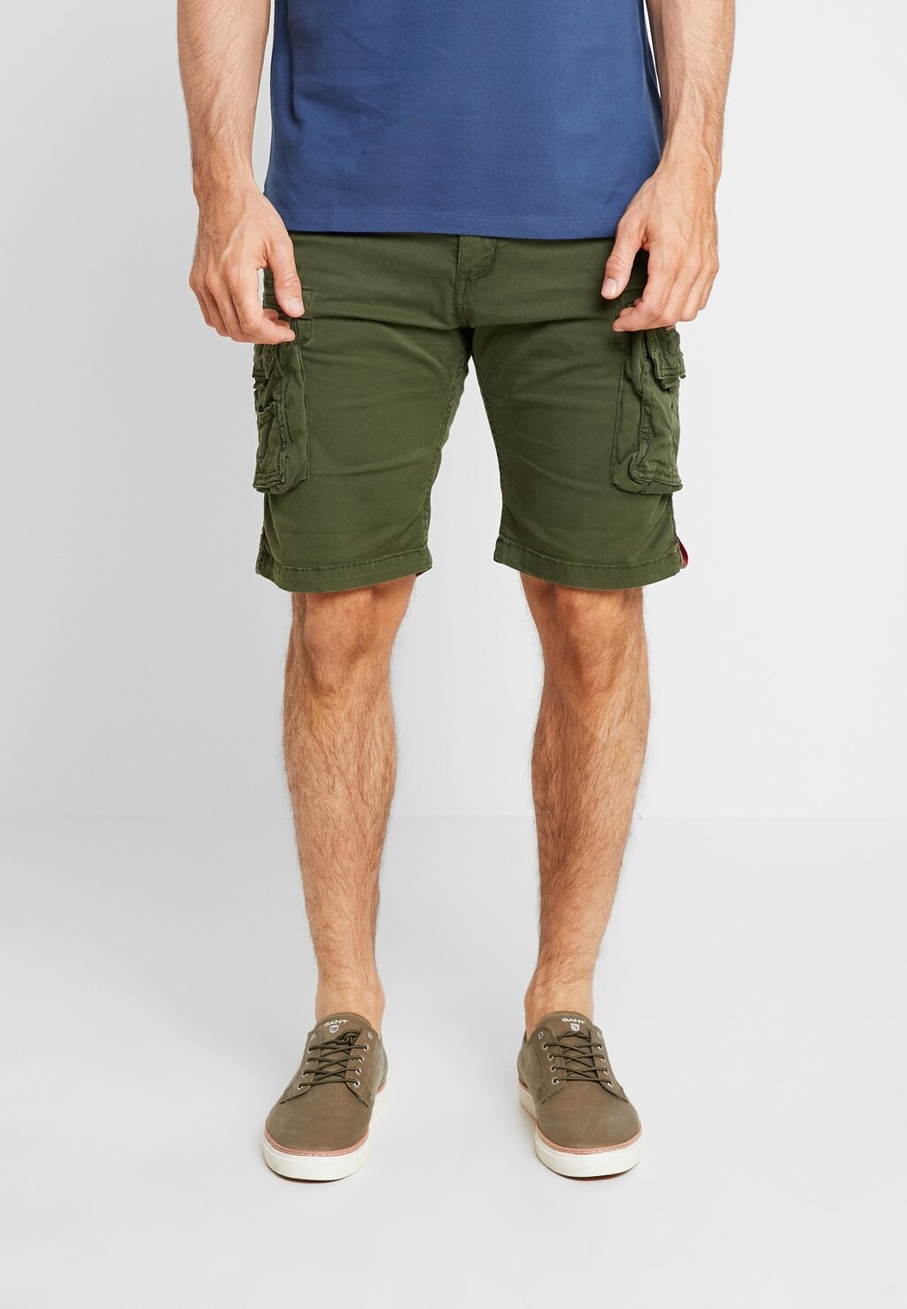 

Шорты CREW Alpha Industries, цвет dark oliv