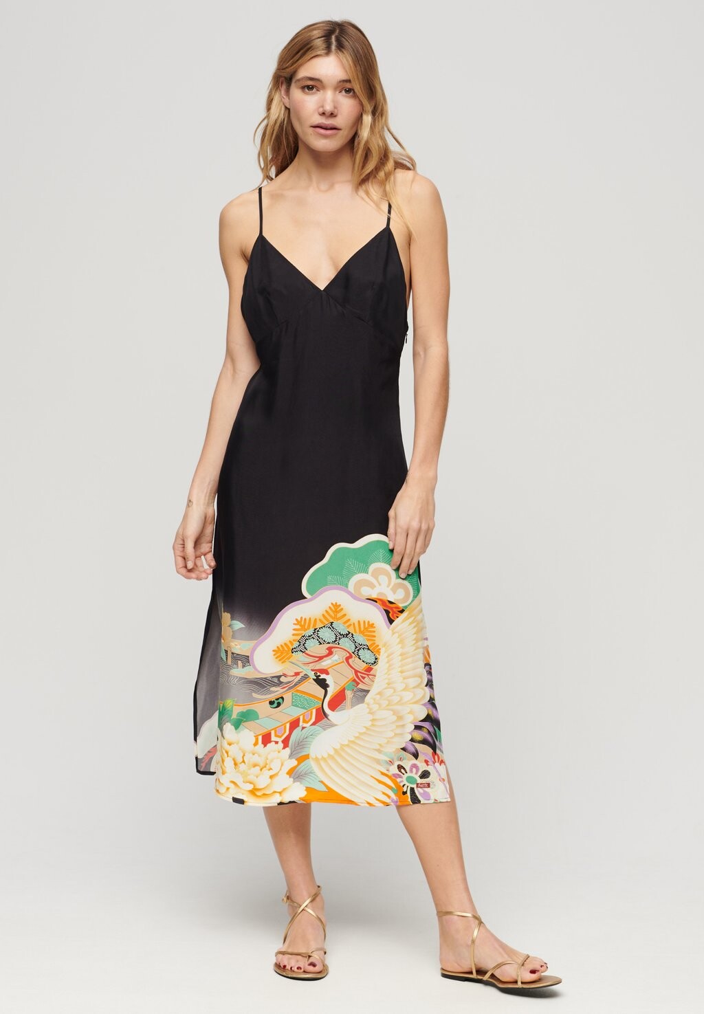 

Дневное платье PRINTED MIDI SLIP CAMI Superdry, черный