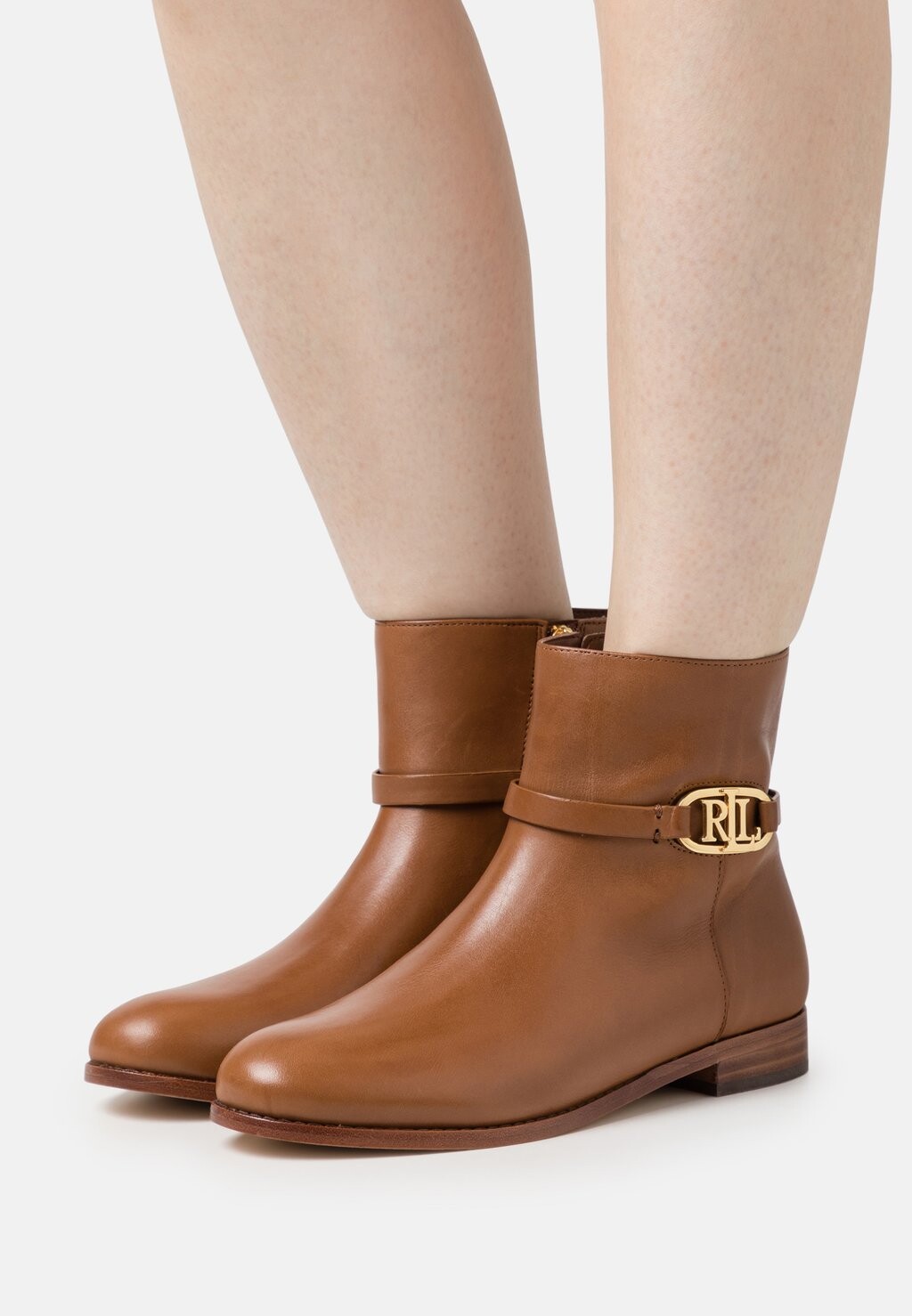 

Классические ботильоны Lauren Ralph Lauren