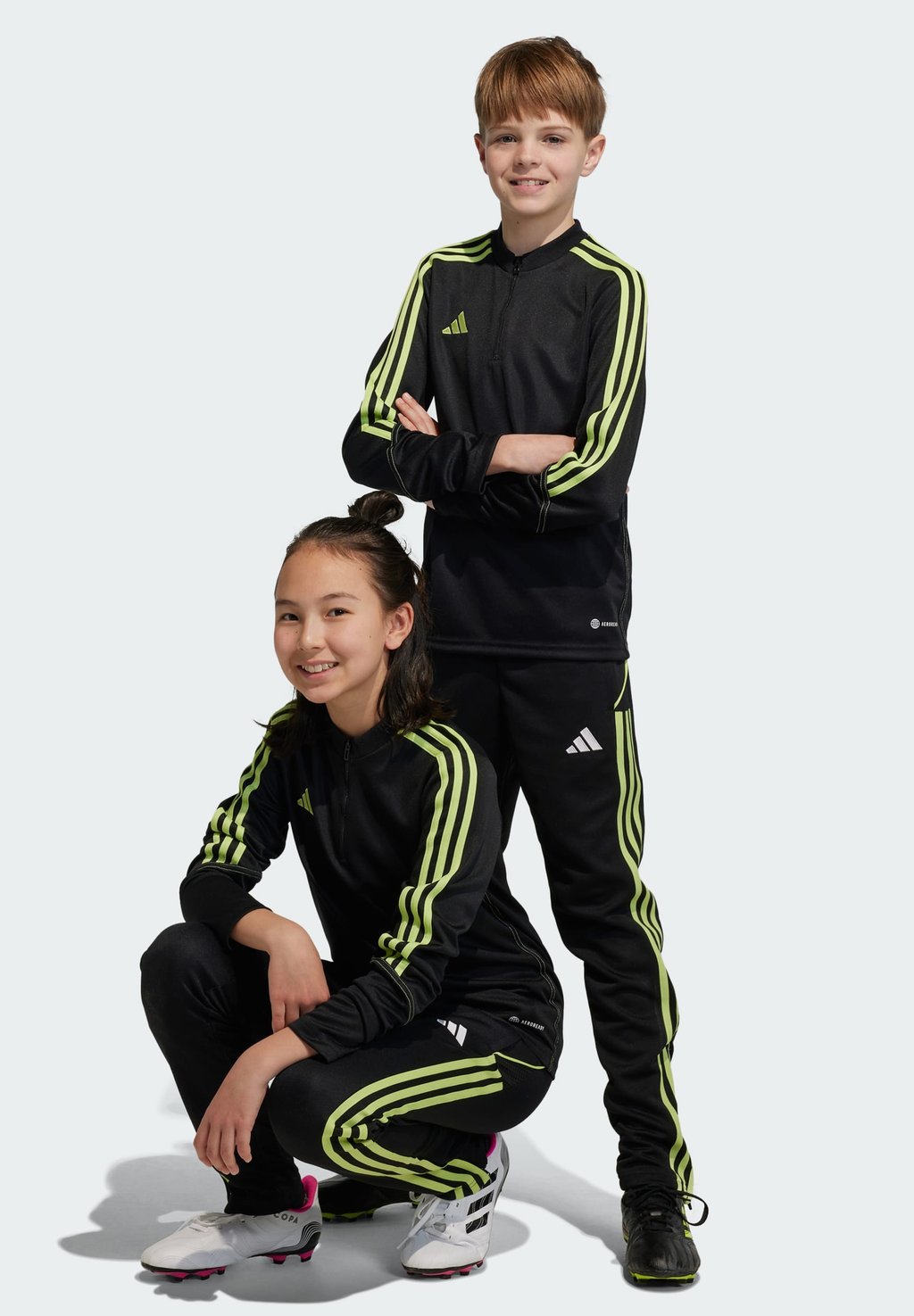 Спортивные брюки Tiro 23 League Training Adidas, цвет black pulse lime