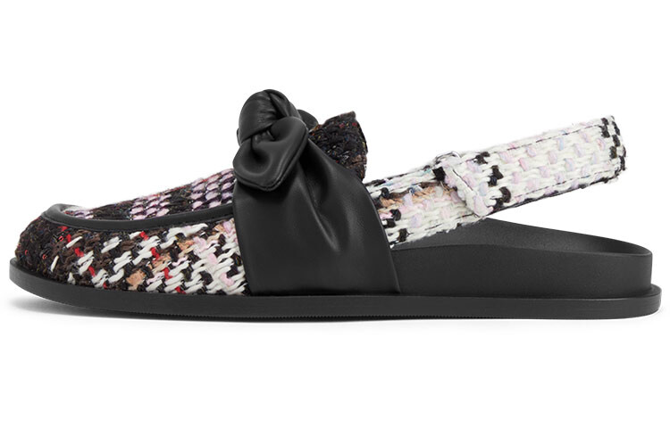 

Слайд женский Charles&Keith