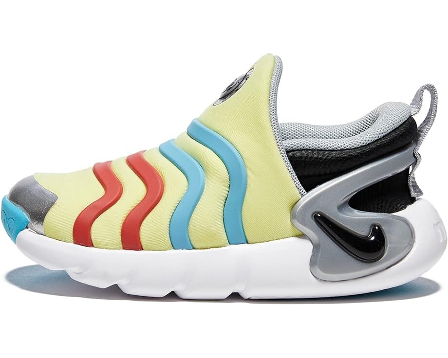 

Кроссовки Nike Dynamo Go, цвет Lemon Chiffon/Black/Metallic Silver